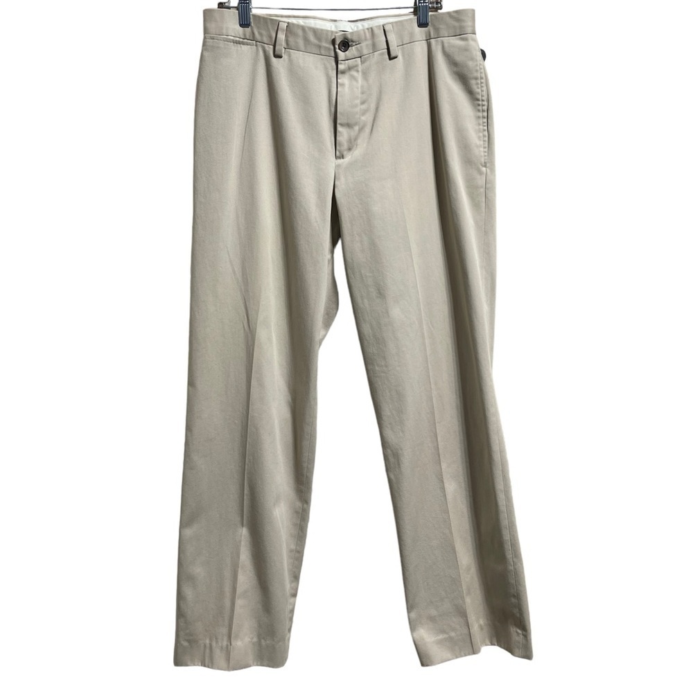 Eddie Bauer Classic Fit Men’s Kahki Pants Wrinkle Resistant Dress Pants Size 33